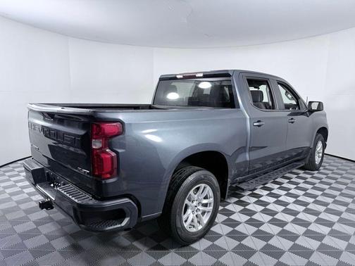 Shadow Gray Metallic 2021 Chevrolet Silverado 1500 RST