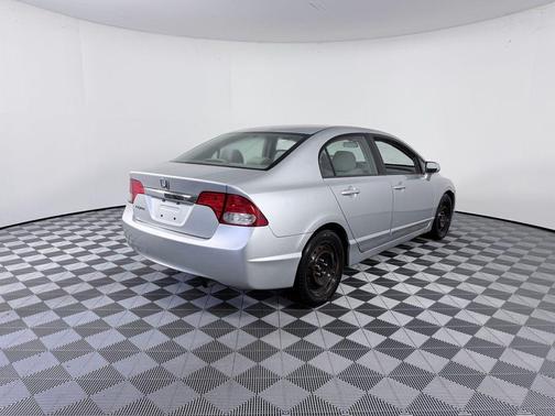 Alabaster Silver Metallic 2011 Honda Civic LX