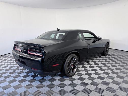 Pitch Black Clearcoat 2021 Dodge Challenger R/T Scat Pack