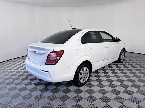 2017 Chevrolet Sonic LS