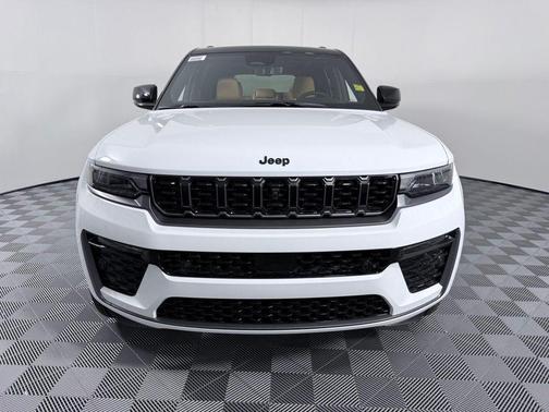 Bright White 2026 Jeep Grand Cherokee Summit 4x4