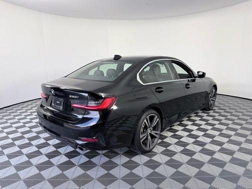 2020 BMW 330 i