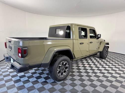 Sahara Beige 2026 Jeep Gladiator Sport