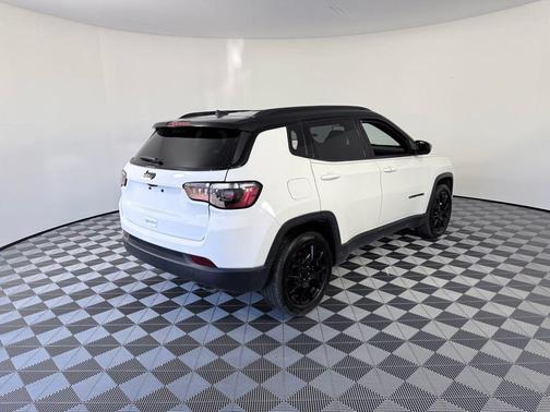 2022 Jeep Compass Altitude