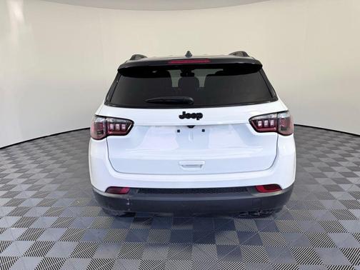 2022 Jeep Compass Altitude