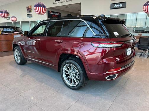 2025 Jeep Grand Cherokee Summit