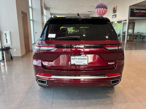 2025 Jeep Grand Cherokee Summit