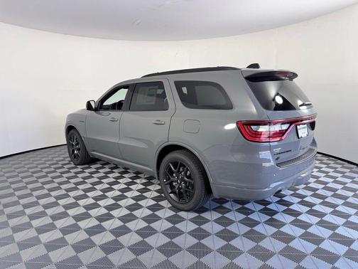 Gray 2026 Dodge Durango GT HEMI V8