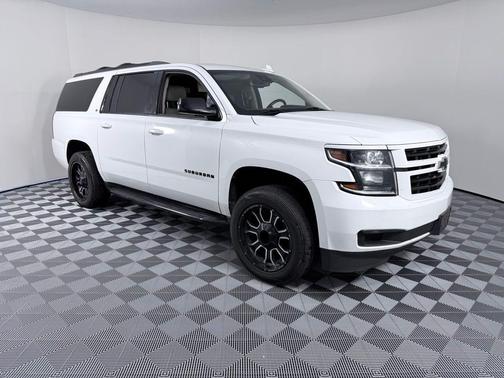 2018 Chevrolet Suburban LT