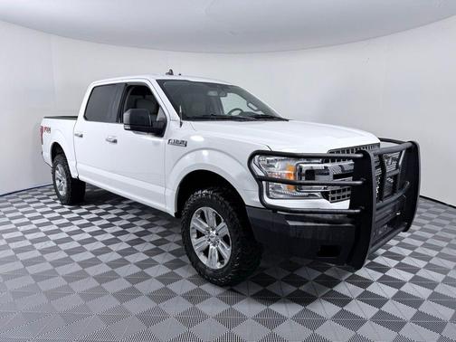 Oxford White 2019 Ford F-150 XLT
