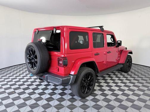 Firecracker Red Clearcoat 2022 Jeep Wrangler Unlimited 4xe Sahara