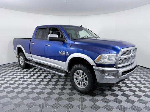 Blue Streak Pearlcoat 2014 RAM 2500 Laramie