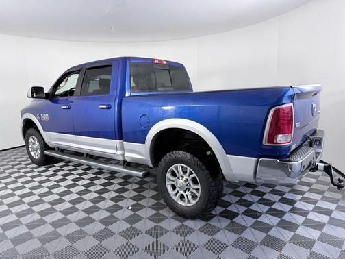 Blue Streak Pearlcoat 2014 RAM 2500 Laramie