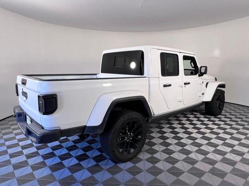 2024 Jeep Gladiator Sport