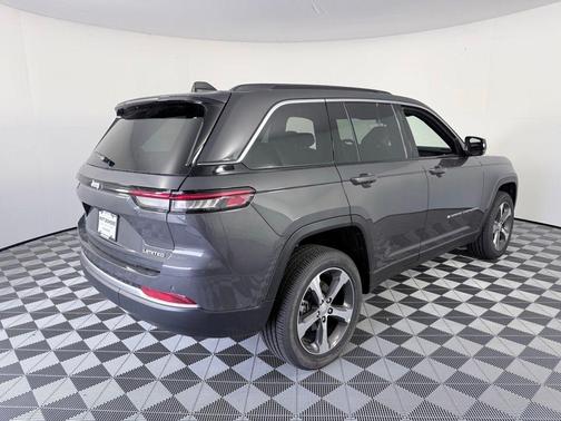 Baltic Gray 2026 Jeep Grand Cherokee Limited 4x2