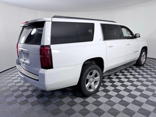 2016 Chevrolet Suburban LT