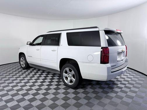 2016 Chevrolet Suburban LT