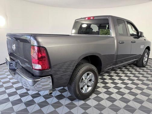 Granite Crystal Clearcoat Metallic 2024 RAM 1500 Classic SLT