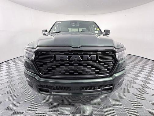 Serrano Red 2026 RAM 1500 Big Horn