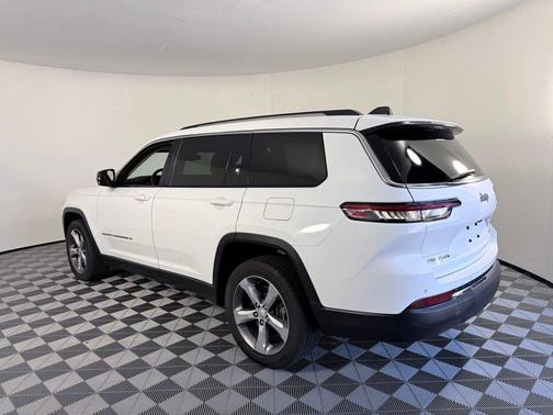 Bright White Clearcoat 2021 Jeep Grand Cherokee L Limited