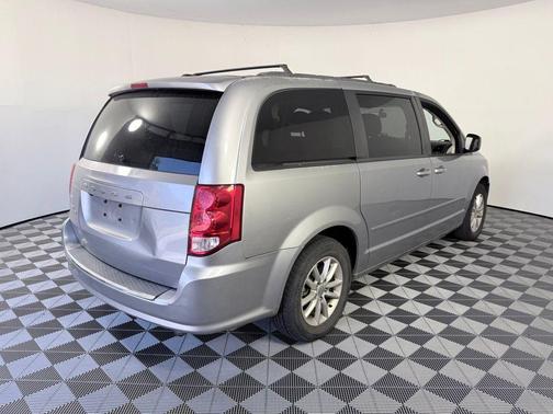 Billet Silver Metallic Clearcoat 2013 Dodge Grand Caravan SXT