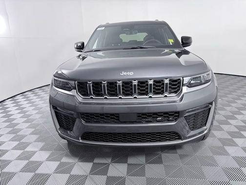Baltic Gray 2026 Jeep Grand Cherokee Limited 4x2