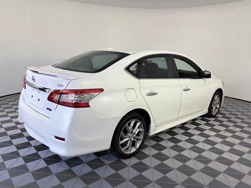 Aspen White 2014 Nissan Sentra SR