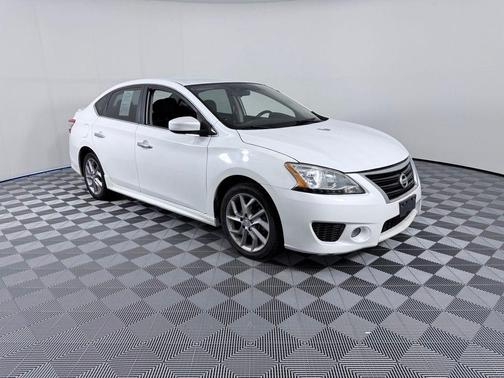 Aspen White 2014 Nissan Sentra SR