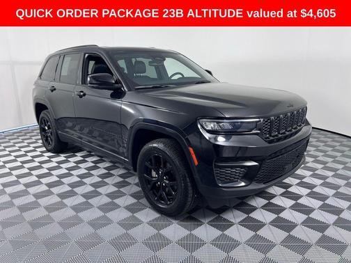 2024 Jeep Grand Cherokee Laredo