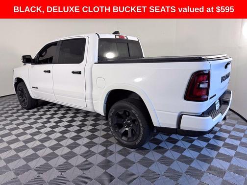 Bright White Clearcoat 2025 RAM 1500 Big Horn/Lone Star