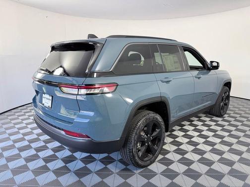 Steel Blue 2026 Jeep Grand Cherokee Limited 4x2