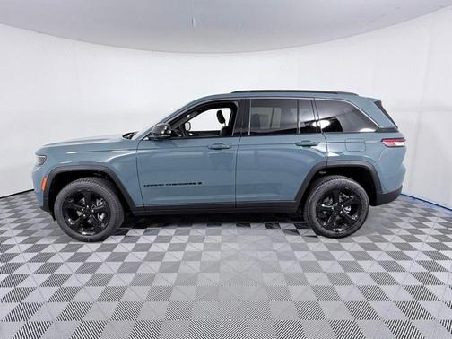 Steel Blue 2026 Jeep Grand Cherokee Limited 4x2
