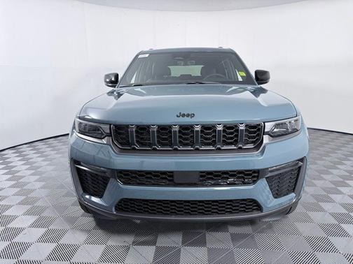 Steel Blue 2026 Jeep Grand Cherokee Limited 4x2