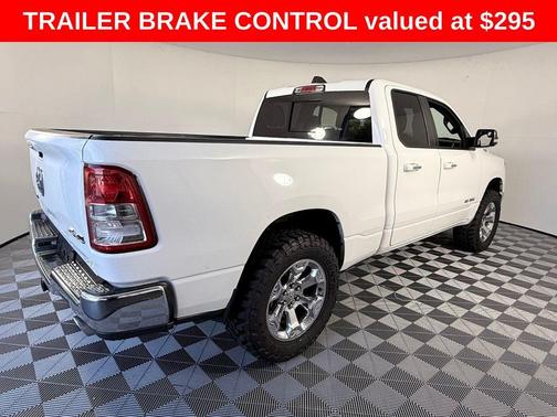 Bright White Clearcoat 2020 RAM 1500 Big Horn