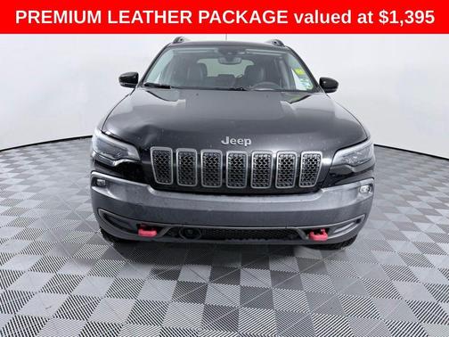 Diamond Black 2022 Jeep Cherokee Trailhawk