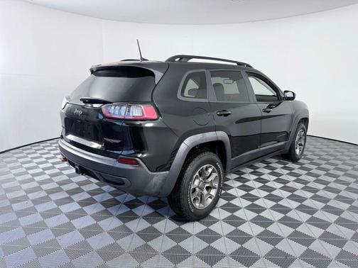 Diamond Black 2022 Jeep Cherokee Trailhawk