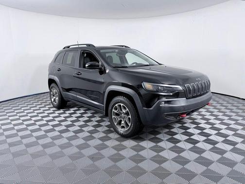 Diamond Black 2022 Jeep Cherokee Trailhawk