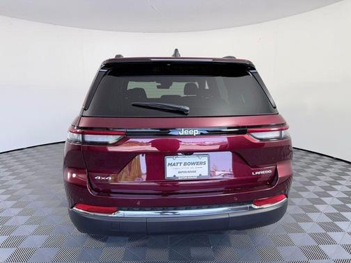 Velvet Red Pearlcoat 2026 Jeep Grand Cherokee Laredo X 4x4