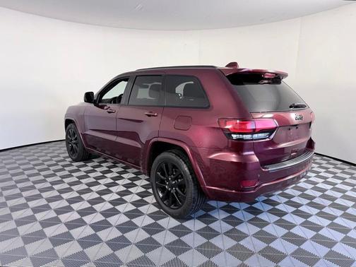 Velvet Red Pearlcoat 2019 Jeep Grand Cherokee Altitude