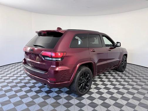 Velvet Red Pearlcoat 2019 Jeep Grand Cherokee Altitude