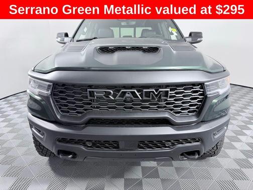 Serrano Red 2026 RAM 1500 RHO