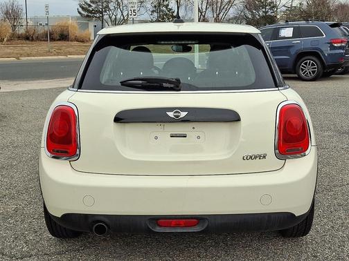 2016 MINI Hardtop Cooper