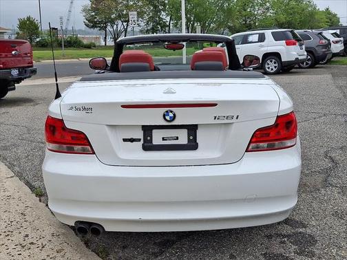 2013 BMW 128