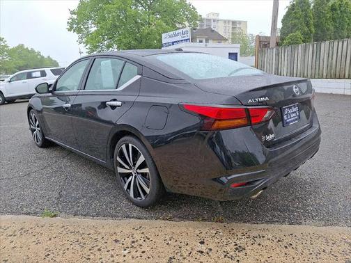 2019 Nissan Altima 2.5 Platinum