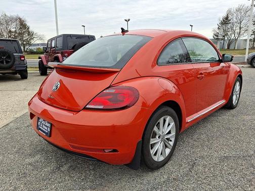 2018 Volkswagen Beetle 2.0T S