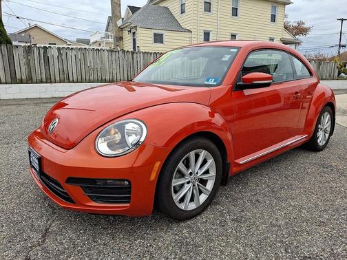 2018 Volkswagen Beetle 2.0T S