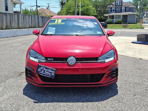 2018 Volkswagen Golf GTI 2.0T S 4-Door