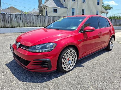 2018 Volkswagen Golf GTI 2.0T S 4-Door