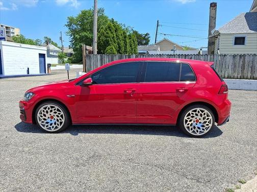 2018 Volkswagen Golf GTI 2.0T S 4-Door