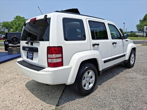 2009 Jeep Liberty Sport
